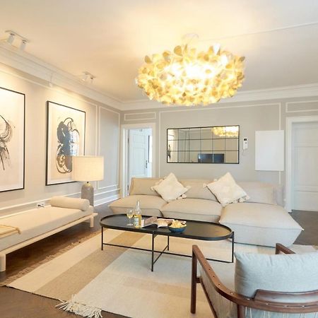 Stylish Spacious Apartment W 3Br In Copenhagen City Exteriör bild