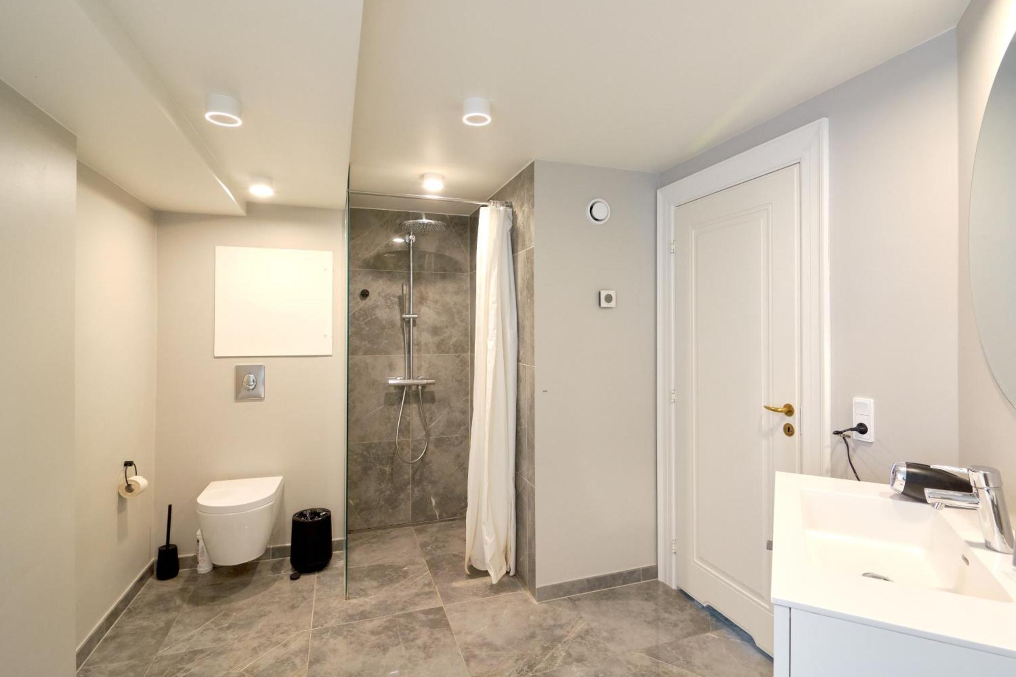 Stylish Spacious Apartment W 3Br In Copenhagen City Exteriör bild